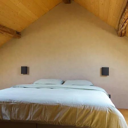 Hoeve 1747 Vrijstaand Huis Met 5 Slaapkamers En 2 Badkamers * Voeren