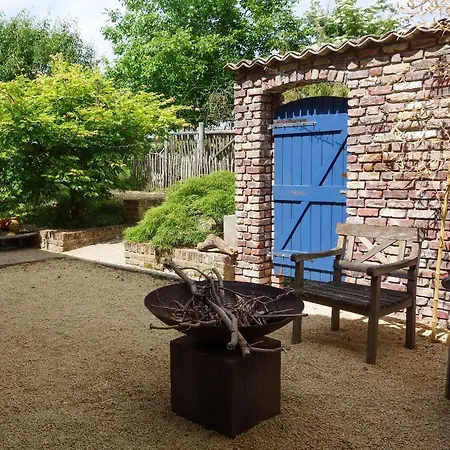 Dom wakacyjny Hoeve 1747 Vrijstaand Huis Met 5 Slaapkamers En 2 Badkamers Voeren